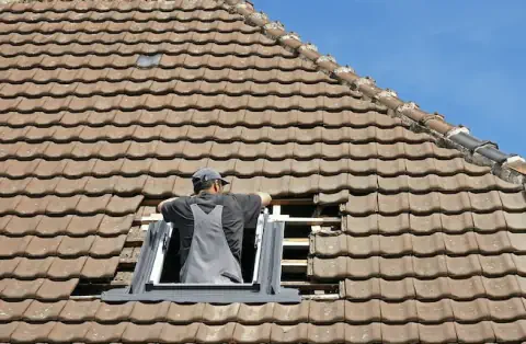 Pose de velux - Notre-Dame-de-Vaulx